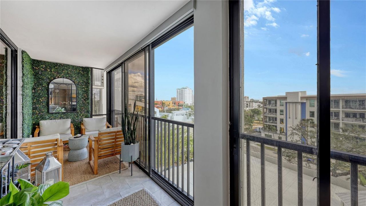 707 S Gulfstream Avenue, Unit 604, Sarasota, FL 34236 Photo