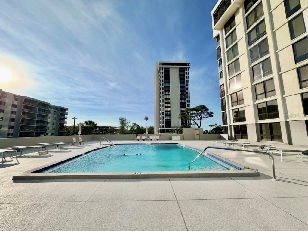 707 S Gulfstream Avenue, Unit 604, Sarasota, FL 34236 Photo