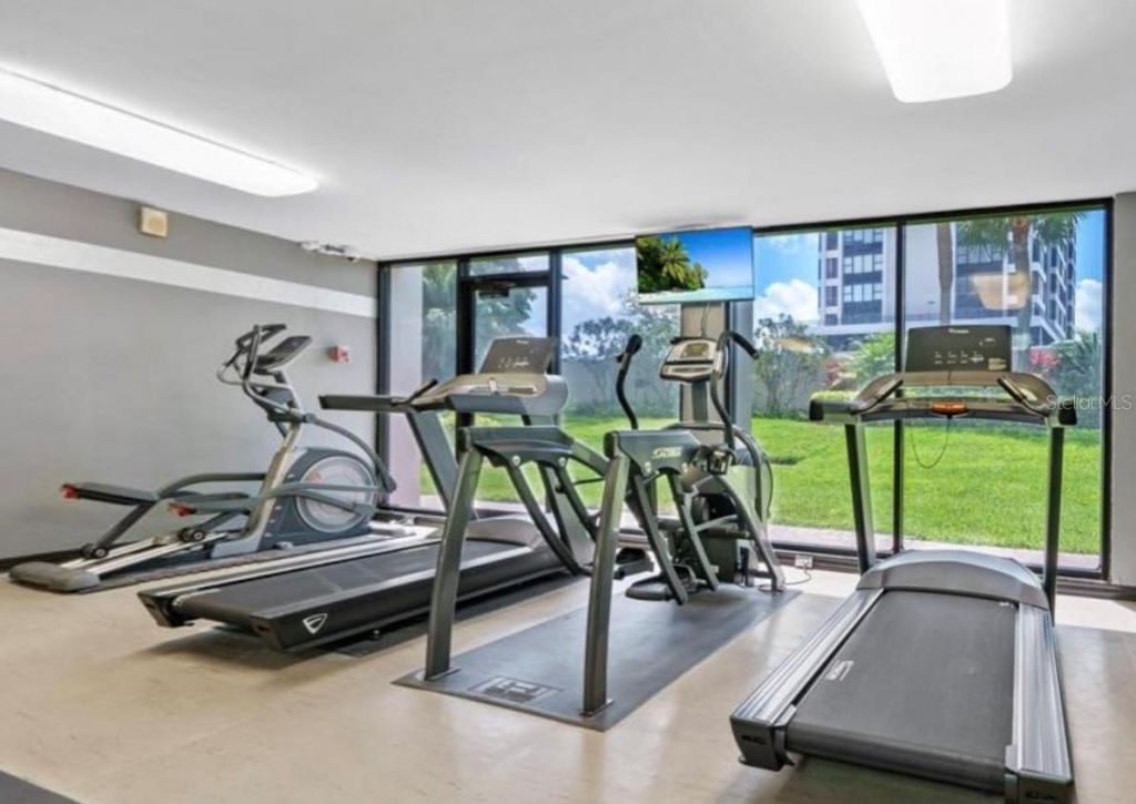 707 S Gulfstream Avenue, Unit 604, Sarasota, FL 34236 Photo