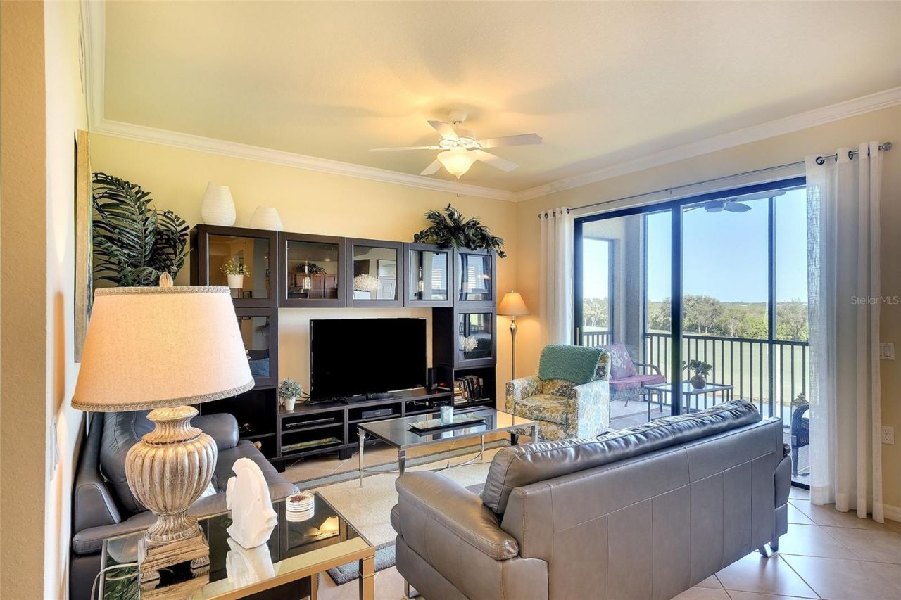 7121 River Hammock Drive, Unit 303, Bradenton, FL 34212 Photo