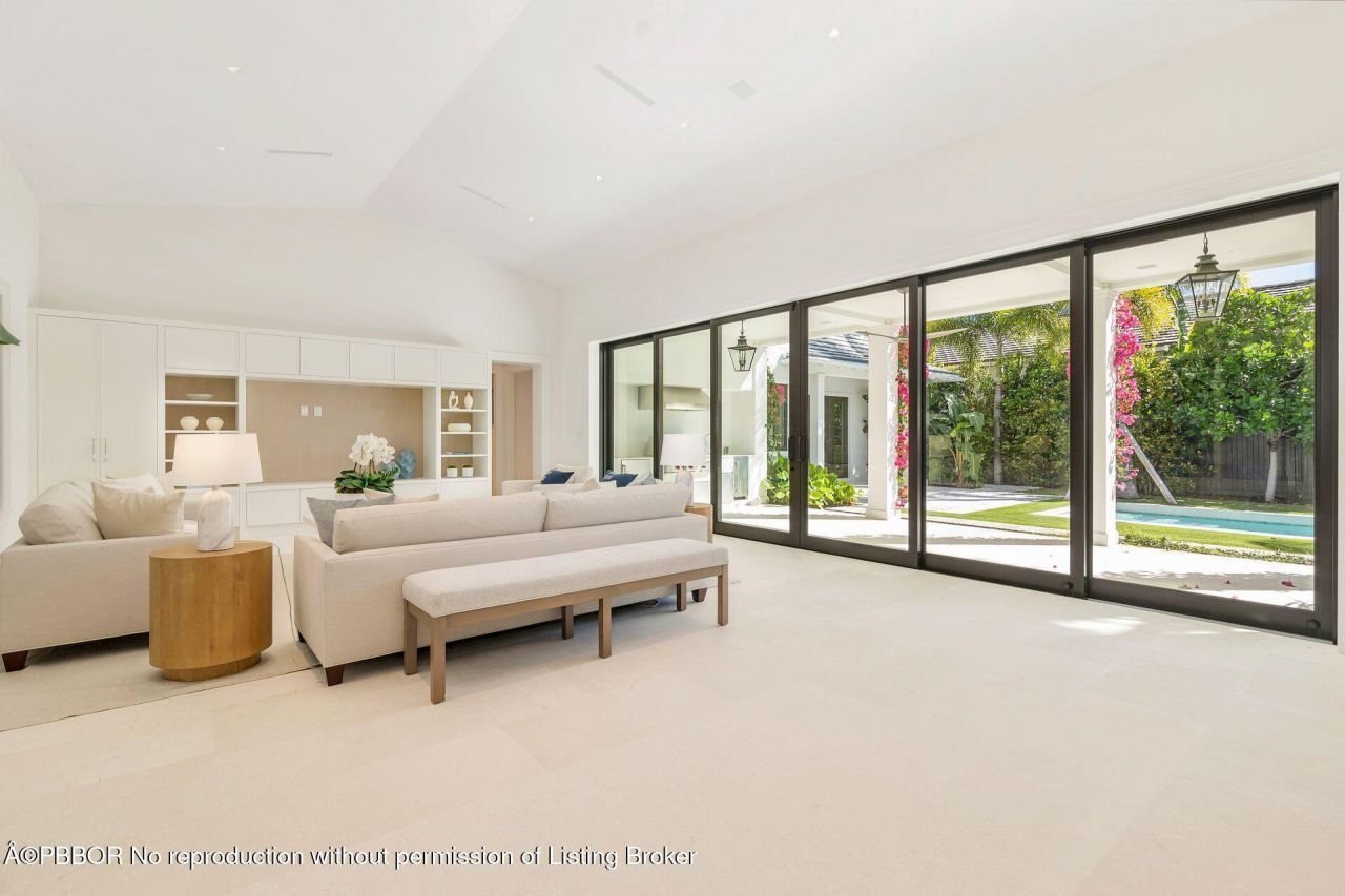 215 Summa Street, West Palm Beach, FL 33405 Photo