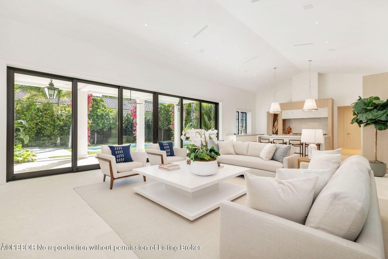 215 Summa Street, West Palm Beach, FL 33405 Photo