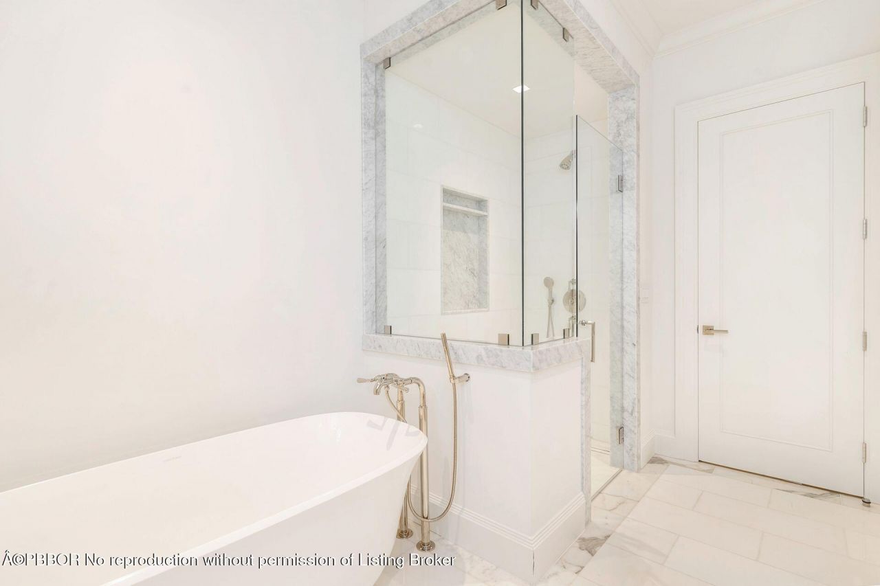 215 Summa Street, West Palm Beach, FL 33405 Photo