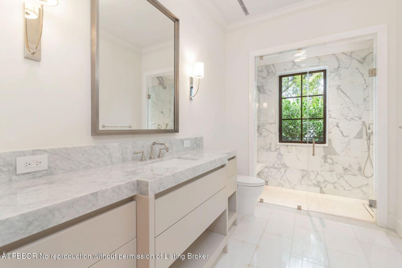 215 Summa Street, West Palm Beach, FL 33405 Photo