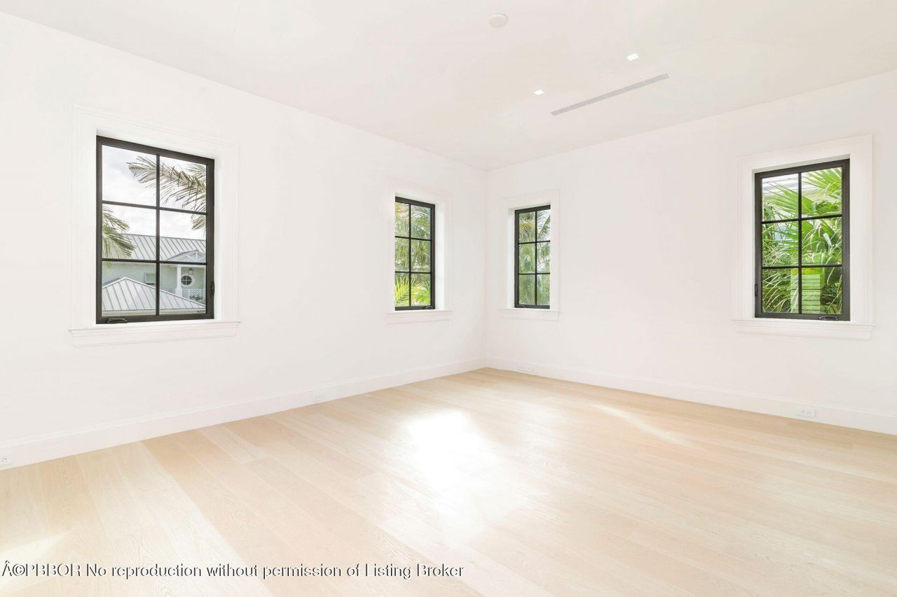 215 Summa Street, West Palm Beach, FL 33405 Photo