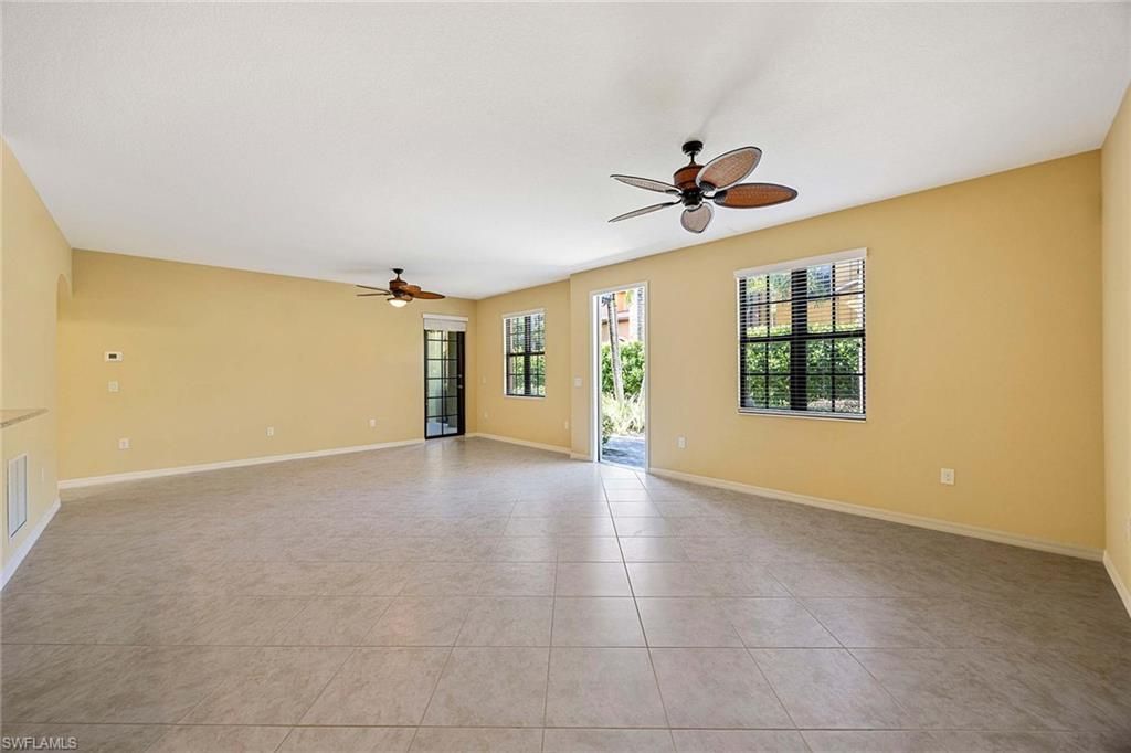9036 Alturas St, Unit 3603, Naples, FL 34113 Photo