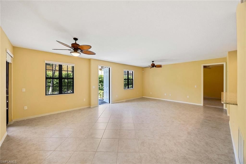 9036 Alturas St, Unit 3603, Naples, FL 34113 Photo