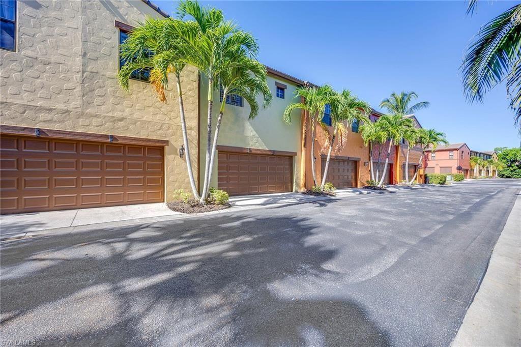 9036 Alturas St, Unit 3603, Naples, FL 34113 Photo