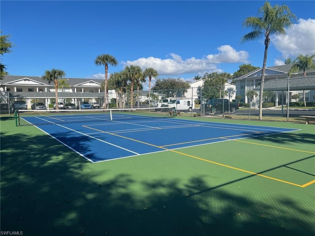1120 Sarah Jean Cir, Unit B204, Naples, FL 34110 Photo