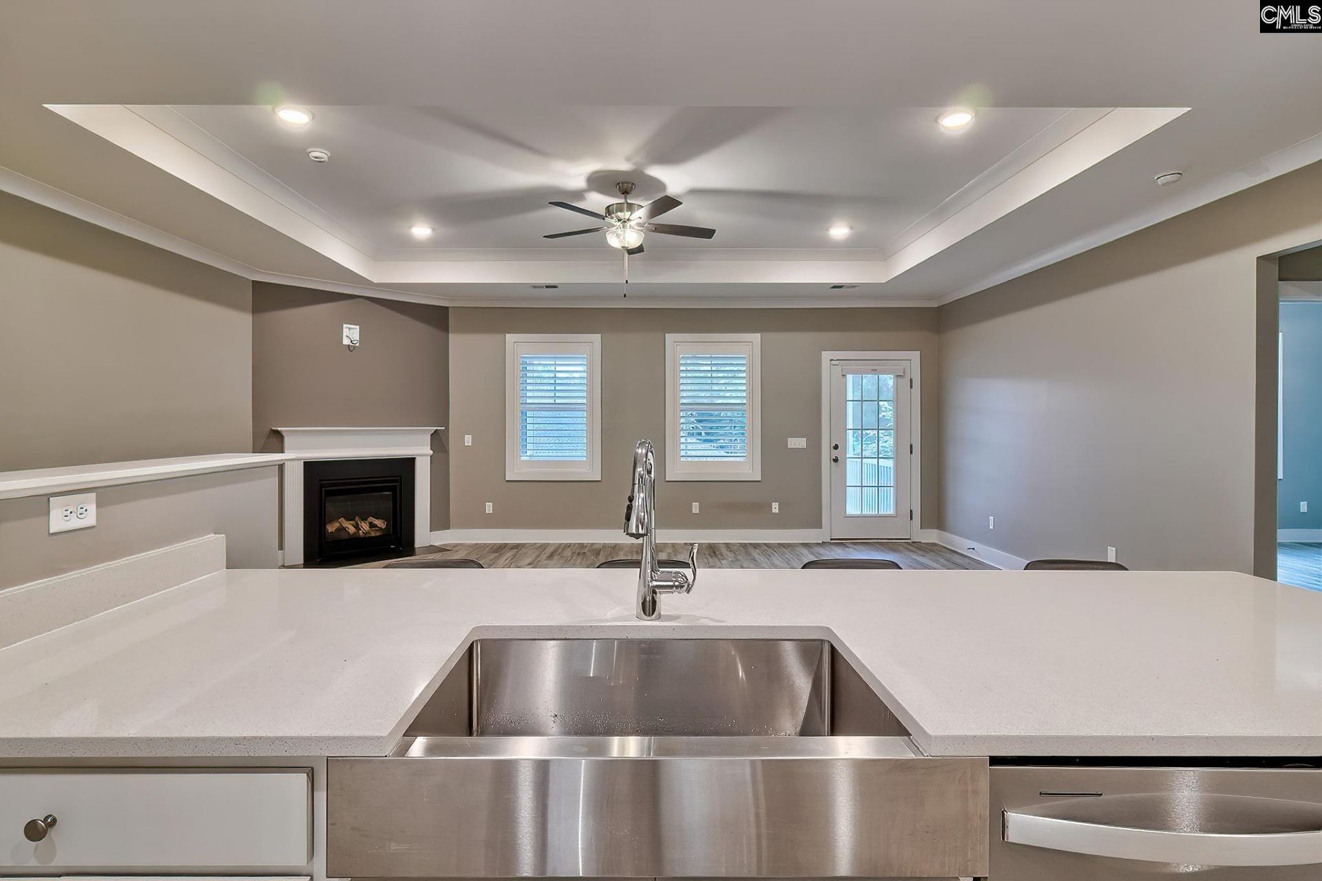 424 Lombard Way Photo 12