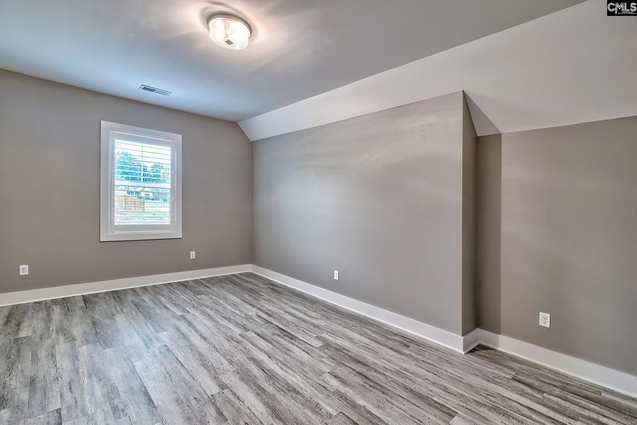 424 Lombard Way Photo 29