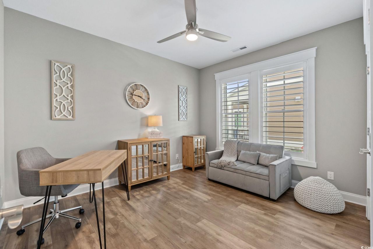 8336 Sandlapper Way Photo 26