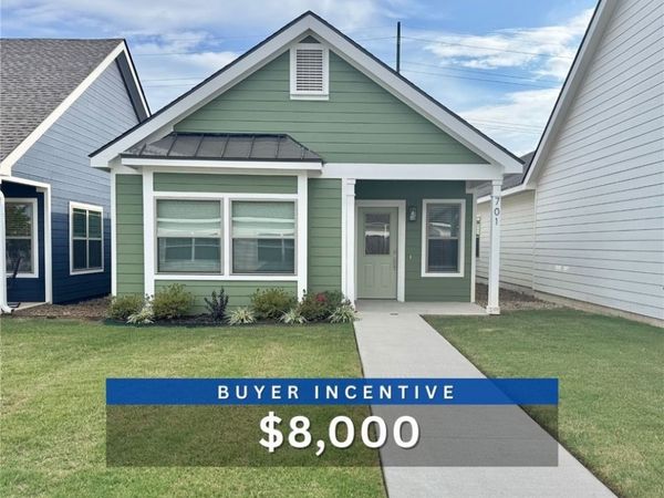 701 NE Heights Lane, Bentonville, AR 72712