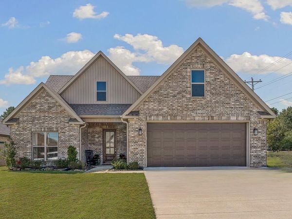 100 Hidden Creek Drive, Brookland, AR 72417