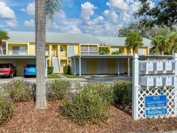 402 CERROMAR CIRCLE N, Unit 207, VENICE, FL 34293
