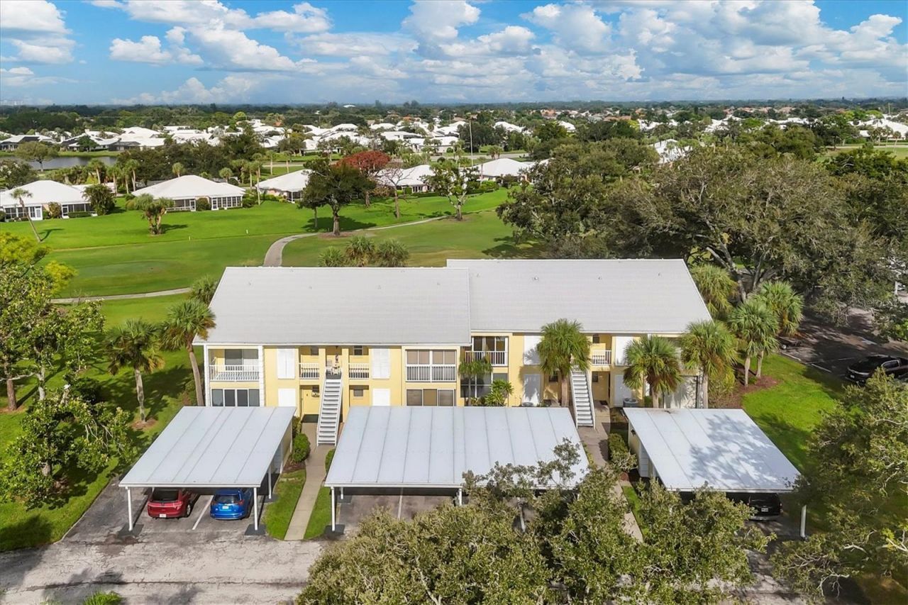 402 Cerromar Circle N, Unit 207, Venice, FL 34293 Photo