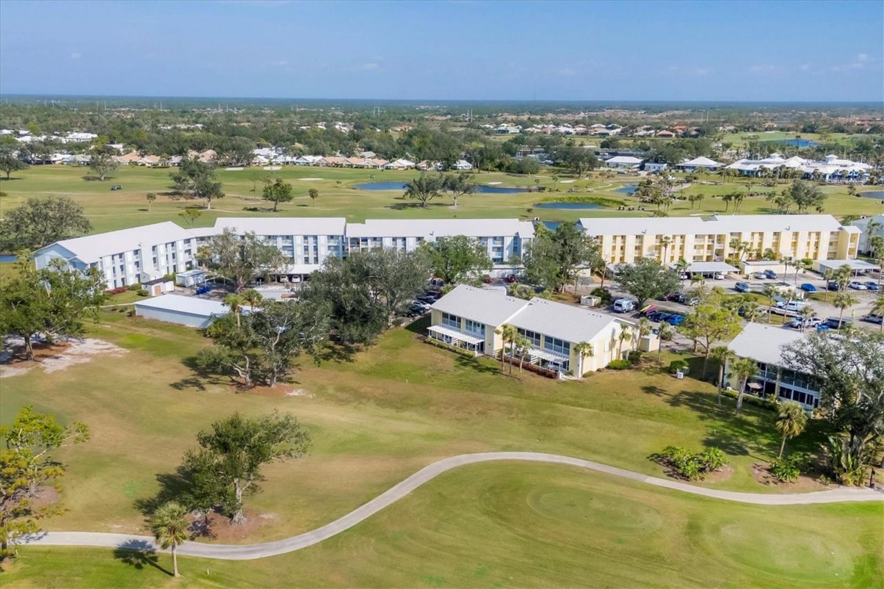 402 Cerromar Circle N, Unit 207, Venice, FL 34293 Photo