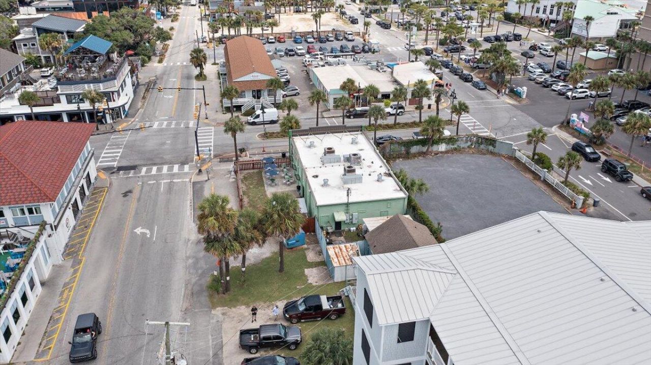 9 Center Street Photo 7