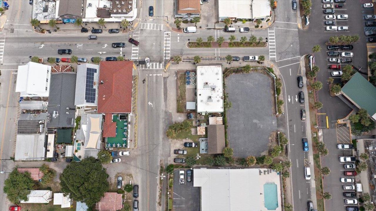 9 Center Street Photo 8