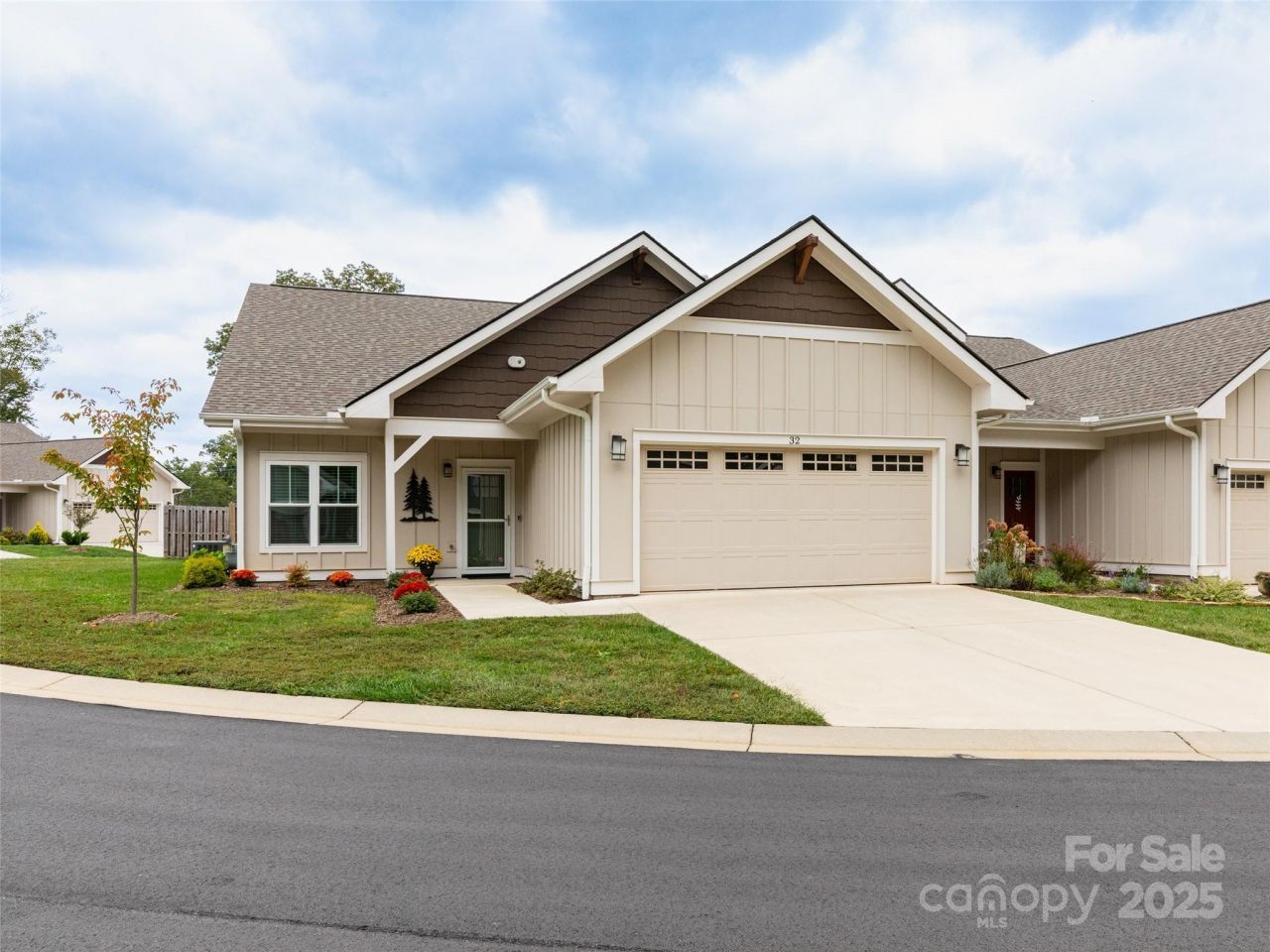 32 Cozy Cottage Way, Arden, NC 28704 Main Photo