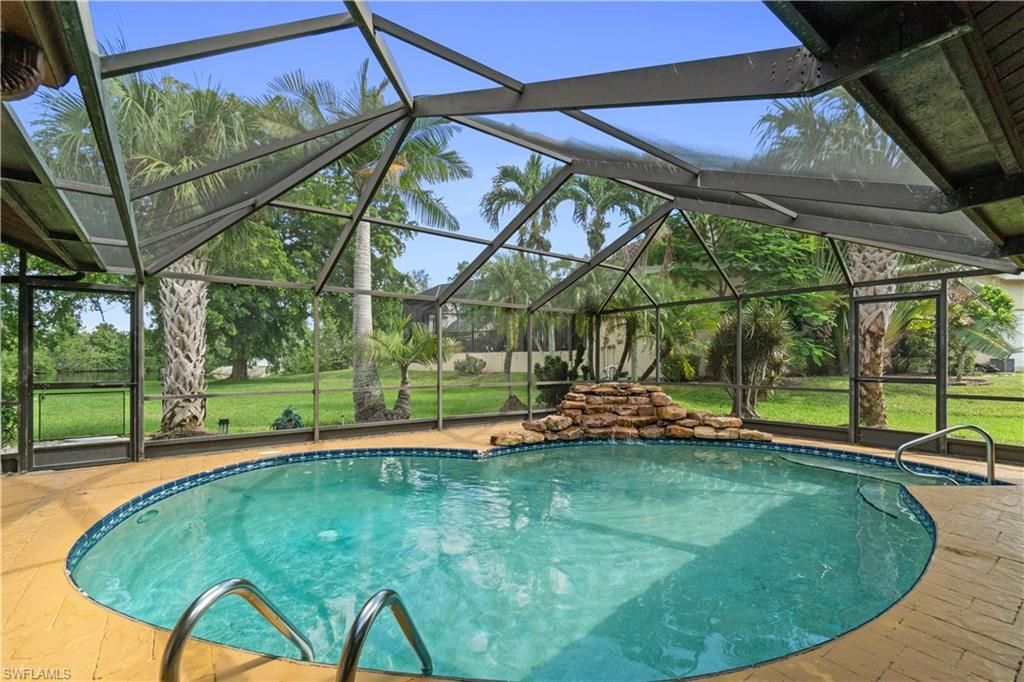 7220 Hendry Creek Dr, Fort Myers, FL 33908 Photo