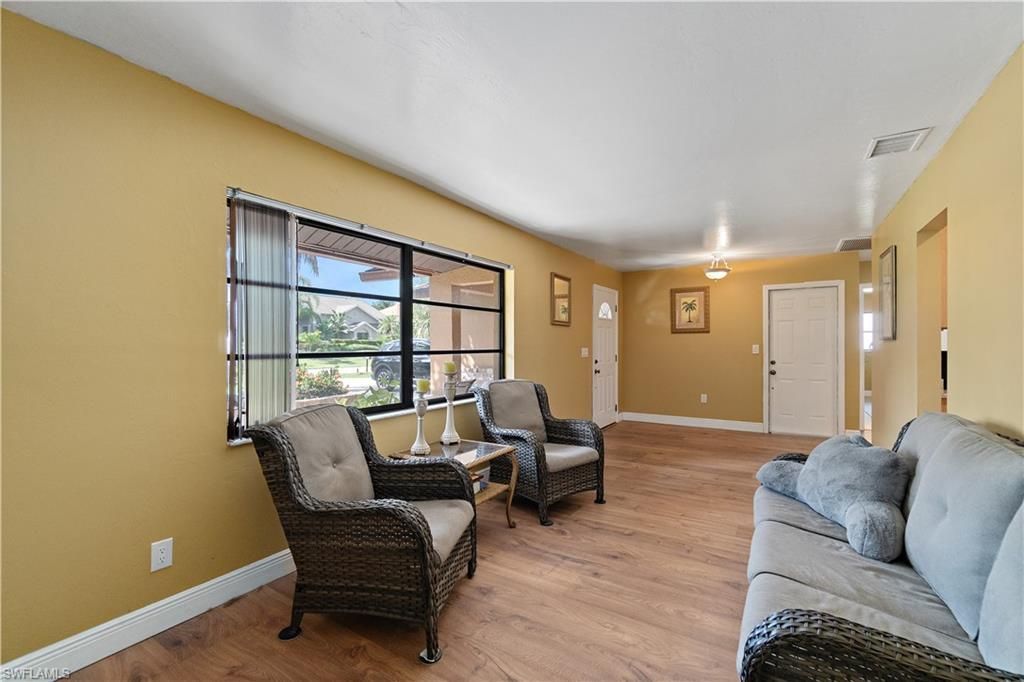 7220 Hendry Creek Dr, Fort Myers, FL 33908 Photo