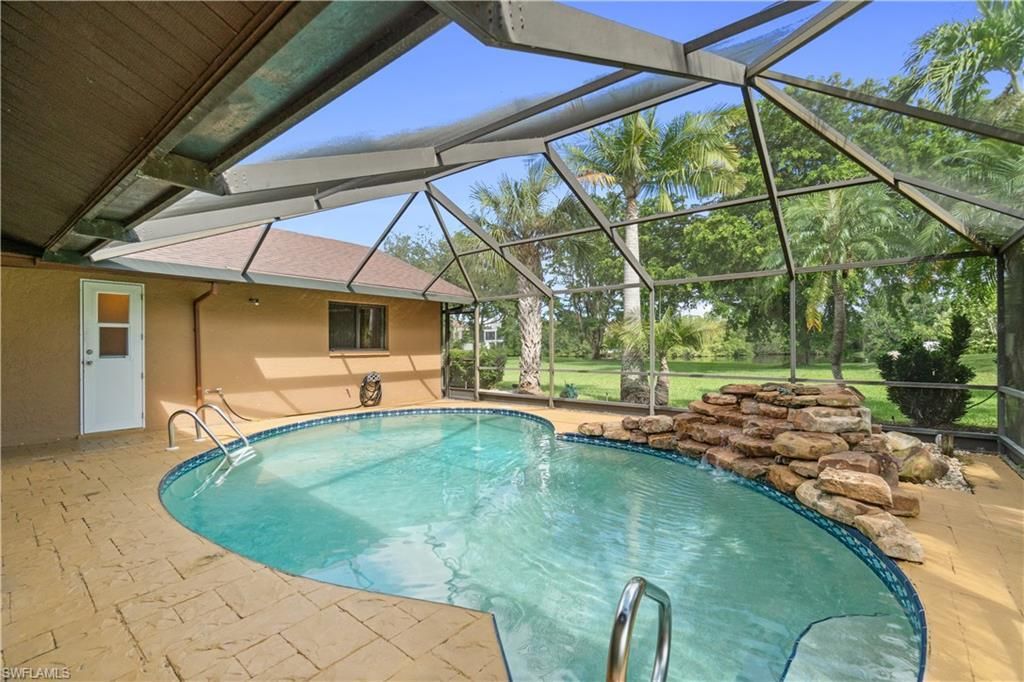 7220 Hendry Creek Dr, Fort Myers, FL 33908 Photo