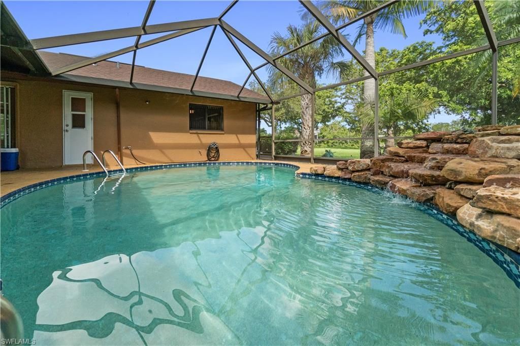 7220 Hendry Creek Dr, Fort Myers, FL 33908 Photo