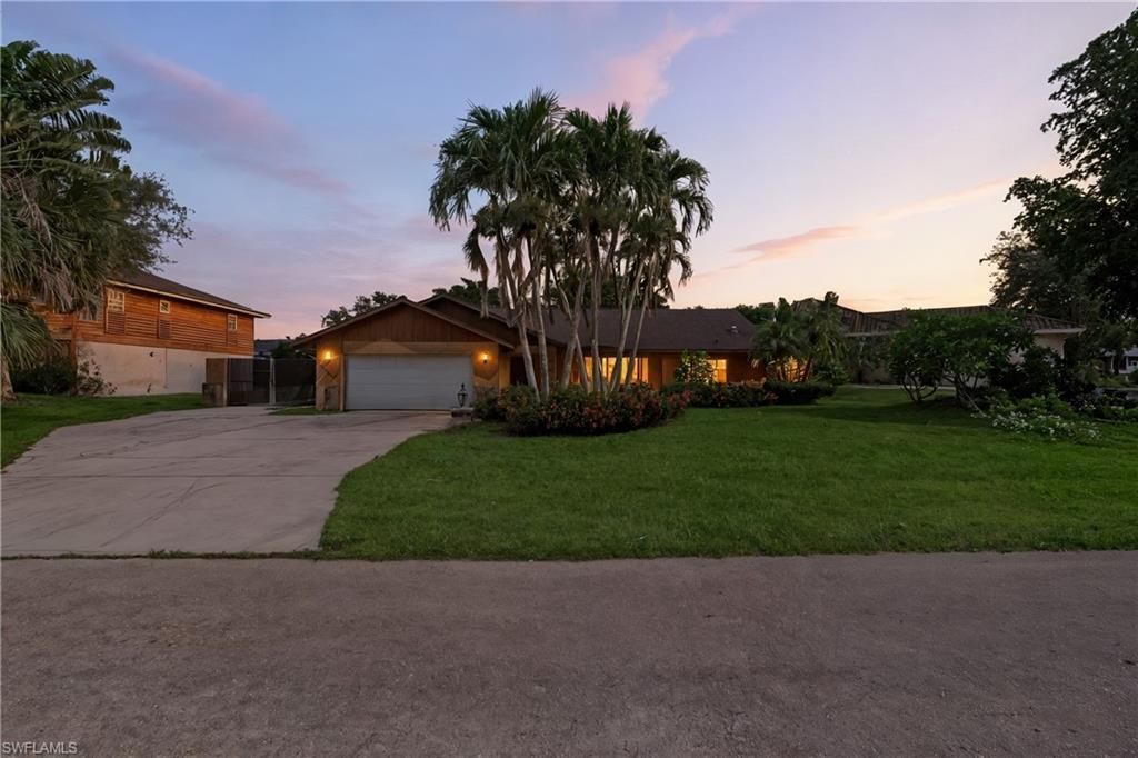 7220 Hendry Creek Dr, Fort Myers, FL 33908 Photo