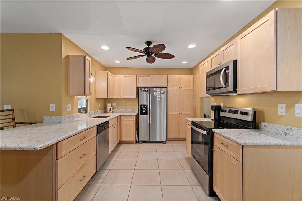 7220 Hendry Creek Dr, Fort Myers, FL 33908 Photo