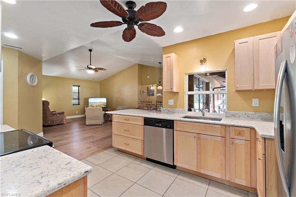 7220 Hendry Creek Dr, Fort Myers, FL 33908 Photo