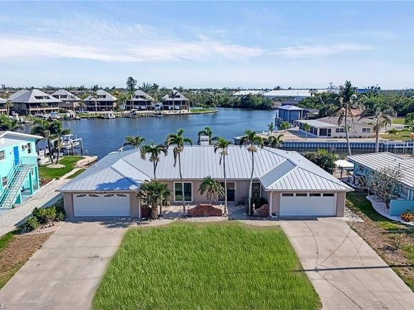 7775 Bocilla LN, BOKEELIA, FL 33922