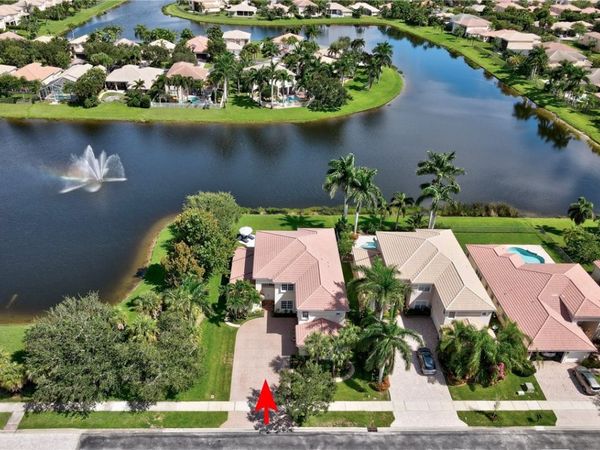 1828 Grey Falcon Circle SW, Vero Beach, FL 32962