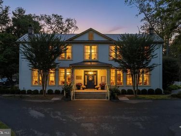 675 ZACHARY TAYLOR HIGHWAY, FLINT HILL, VA 22627