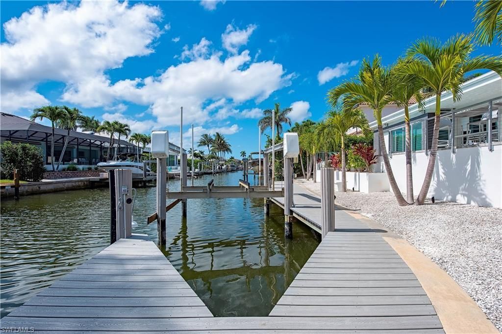 1807 Snook Dr, Naples, FL 34102 Photo