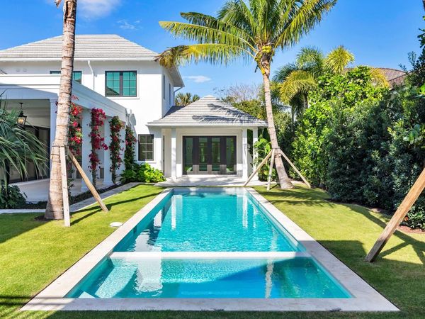 215 Summa Street, West Palm Beach, FL 33405