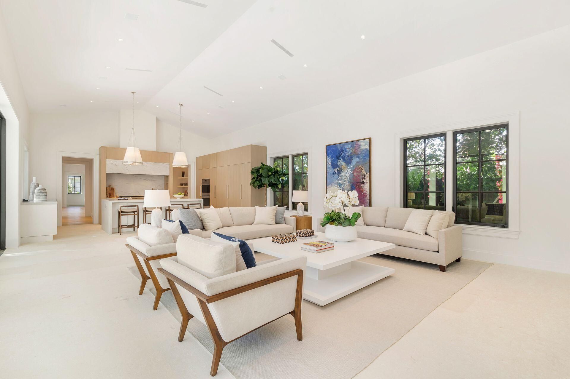 215 Summa Street, West Palm Beach, FL 33405 Photo