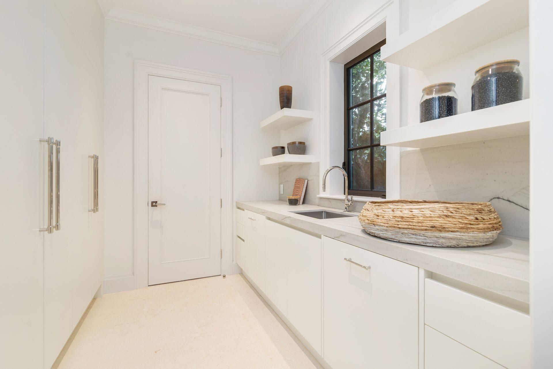 215 Summa Street, West Palm Beach, FL 33405 Photo