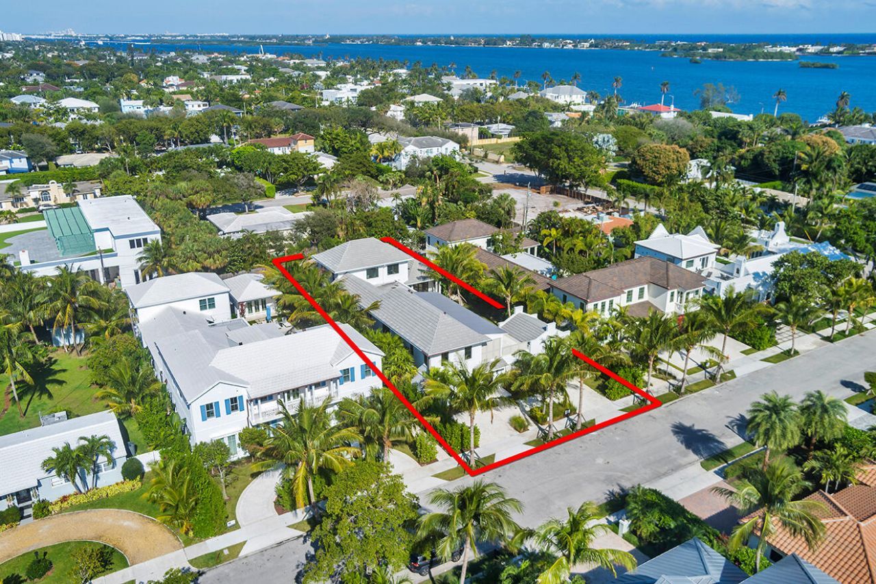 215 Summa Street, West Palm Beach, FL 33405 Photo