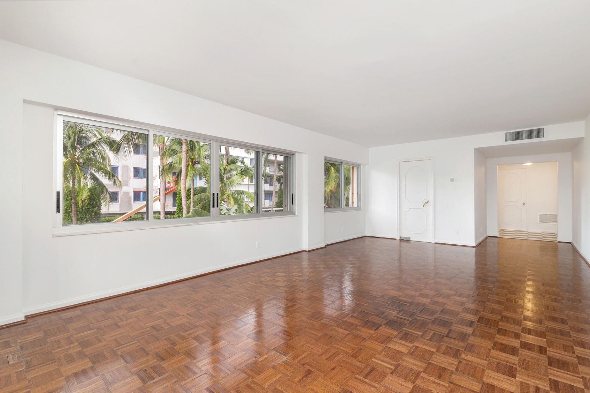 369 S Lake Drive, Unit 2b, Palm Beach, FL 33480 Photo