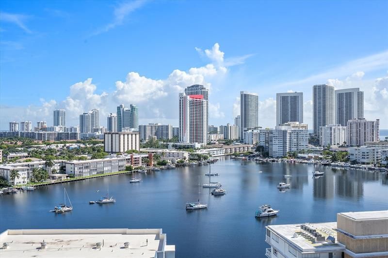 427 Golden Isles Drive, Unit 16H, Hallandale Beach, FL 33009 Photo