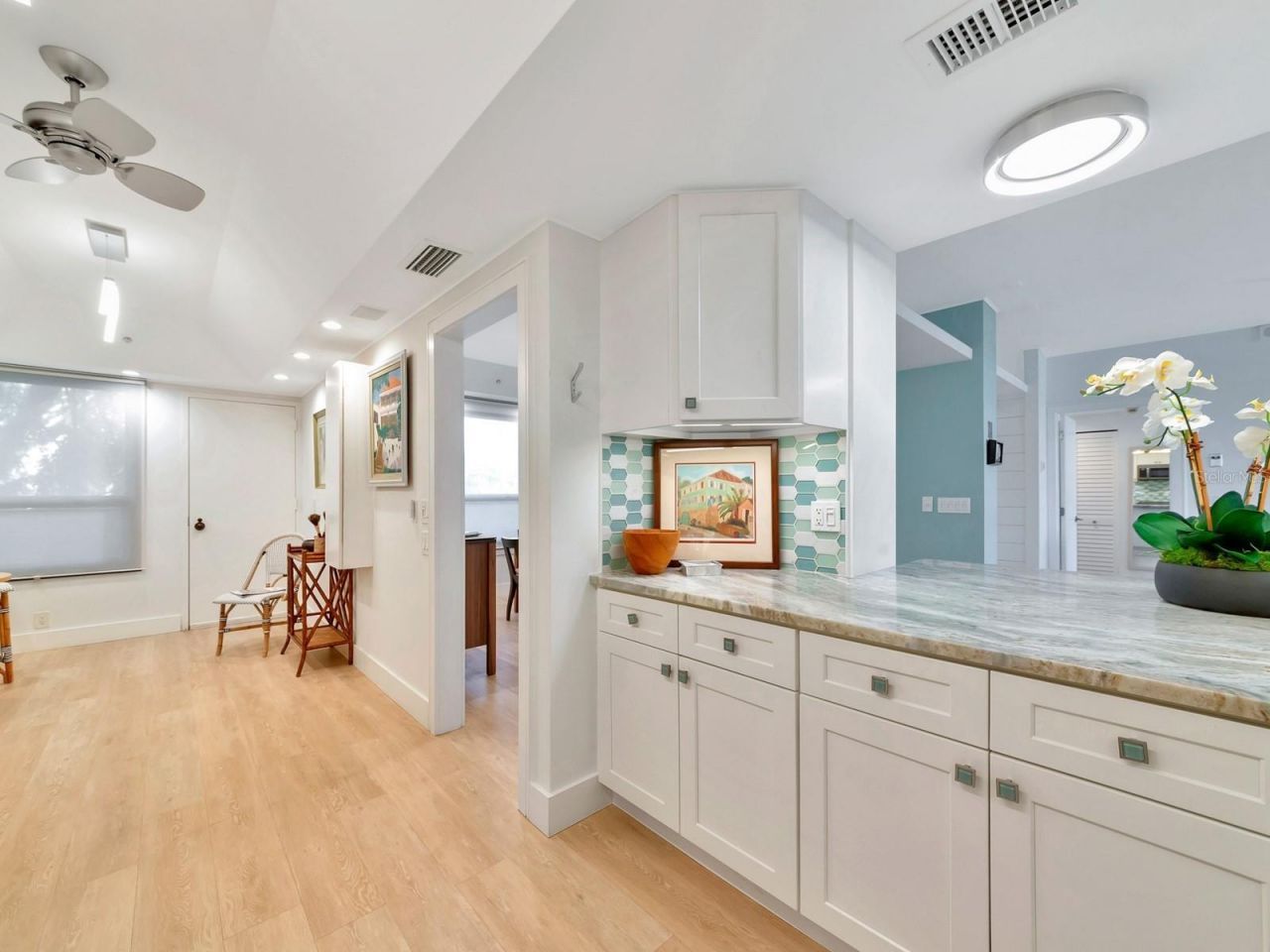 1255 N Gulfstream Avenue, Unit 204, Sarasota, FL 34236 Photo