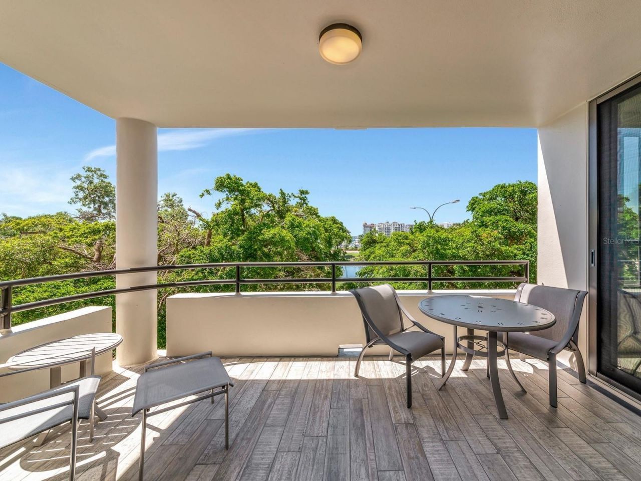 1255 N Gulfstream Avenue, Unit 204, Sarasota, FL 34236 Photo