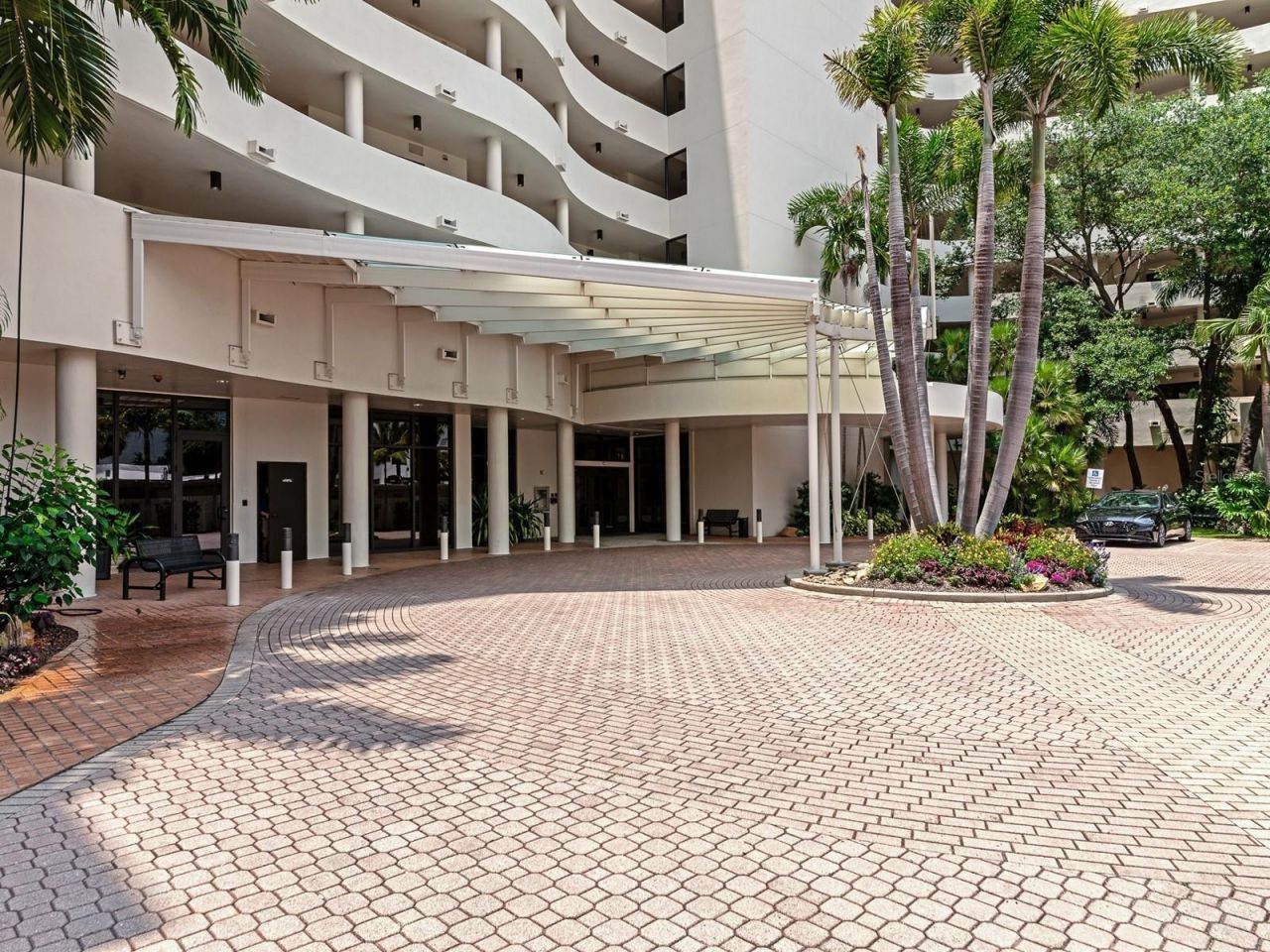 1255 N Gulfstream Avenue, Unit 204, Sarasota, FL 34236 Photo