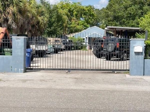 4420 N HALE AVENUE, TAMPA, FL 33614