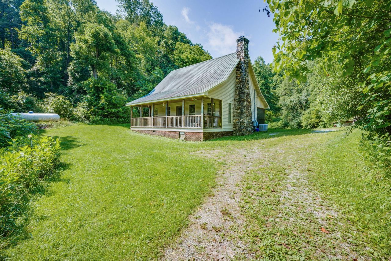 131 Gibson Hollow Road, Eidson, TN 37731 Main Photo