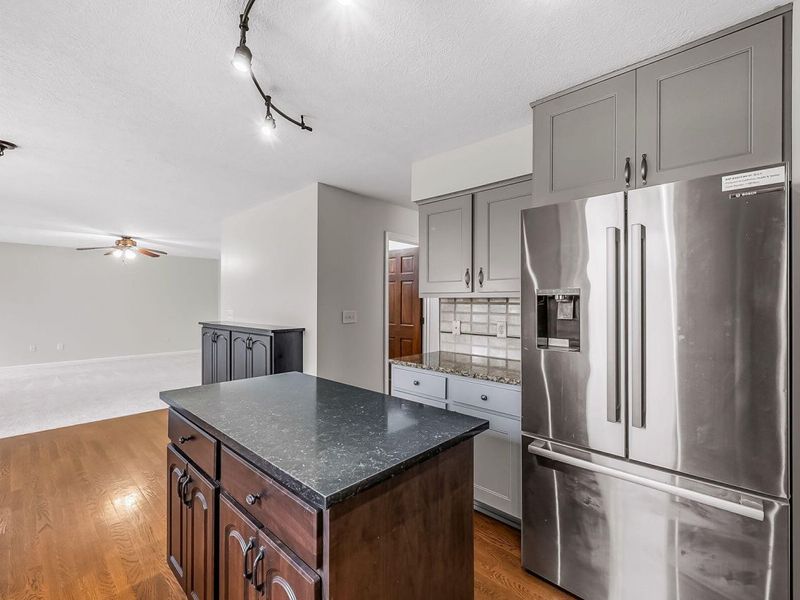 9529 Wayne Brown Drive, Powell, OH 43065 Photo 13