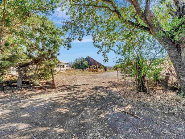 21200 21200 Silva Road, Sonoma, CA 95476