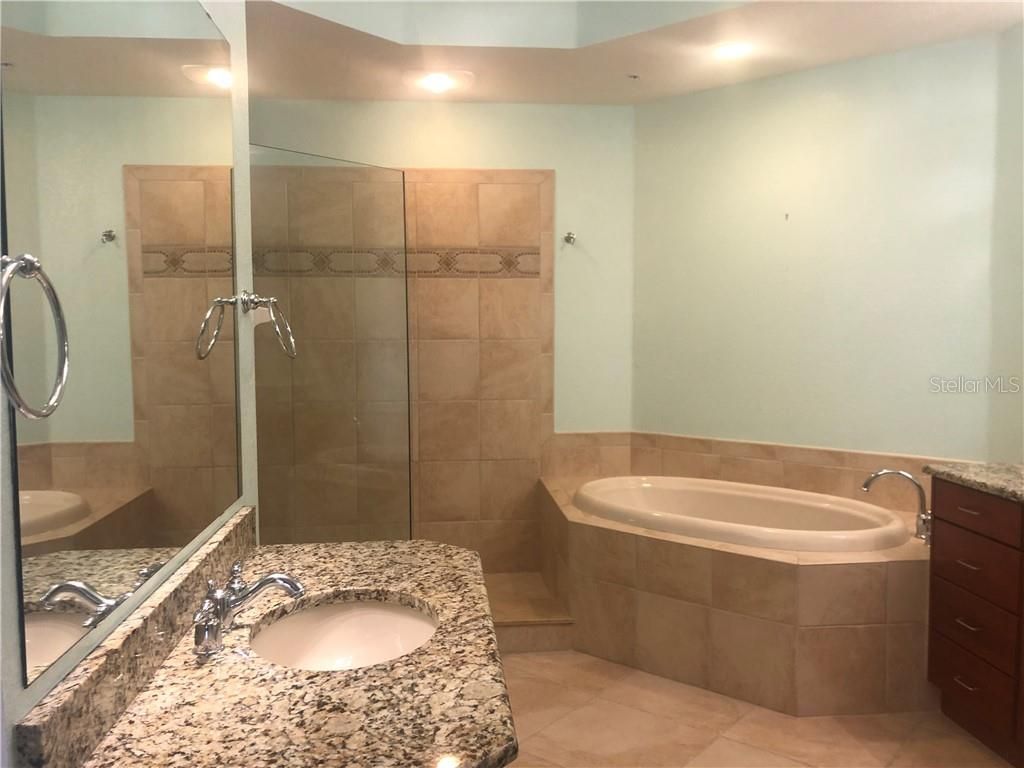 98 Vivante Boulevard, Unit 417, Punta Gorda, FL 33950 Photo