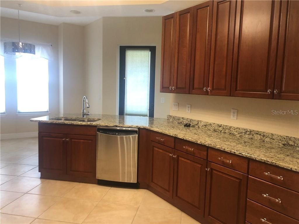 98 Vivante Boulevard, Unit 417, Punta Gorda, FL 33950 Photo